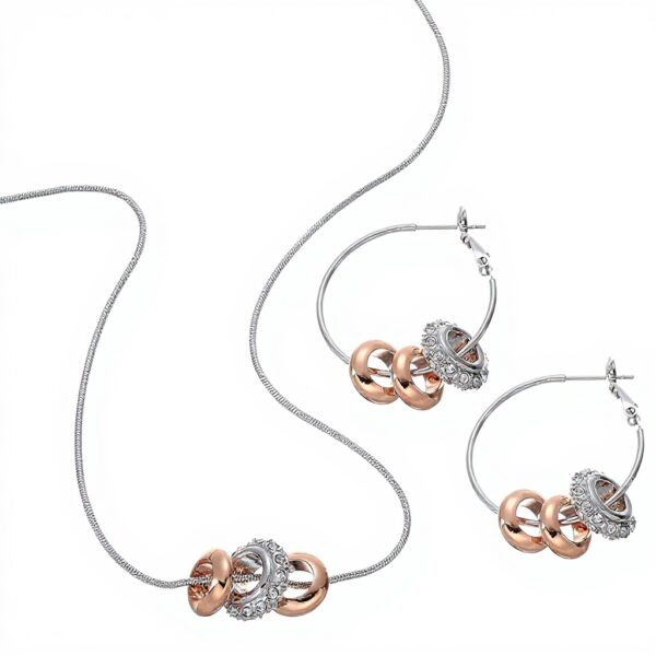 Crystalline Azuria Ensemble Collier Boucles dOreilles 18ct